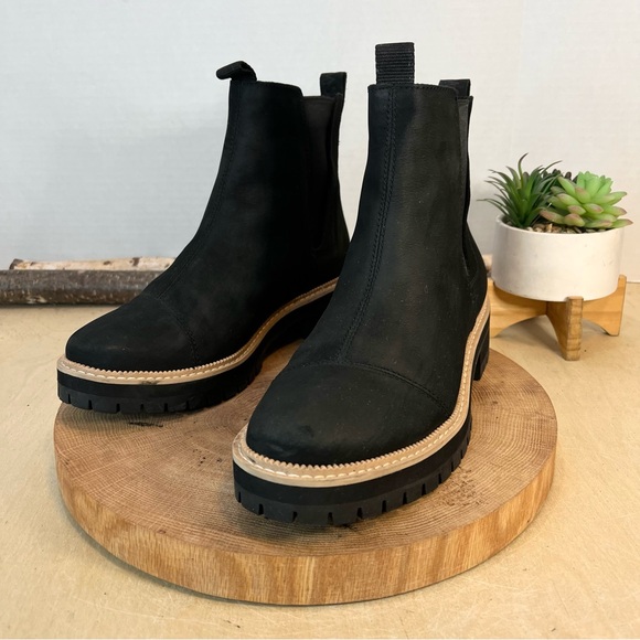 TOMS | Dakota Water Resistant Leather Lugged Chelsea Boots Size 8.5 - Picture 4 of 16